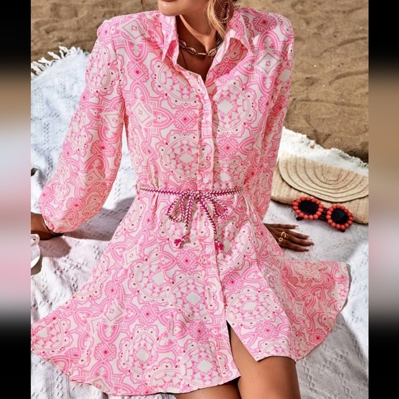 Random Allover Print Belted Shirt Dress Vacation Outfits Woman  - Picture 4 of 4